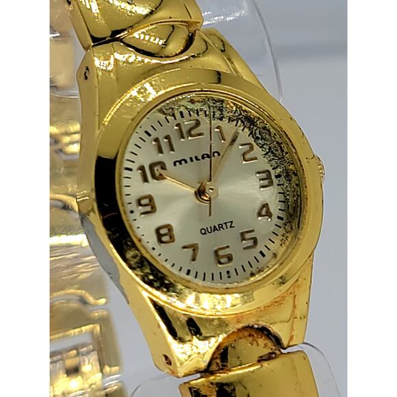 Vintage Milan Quartz Women's Gold-Tone Wristwatch with Linked Bracelet